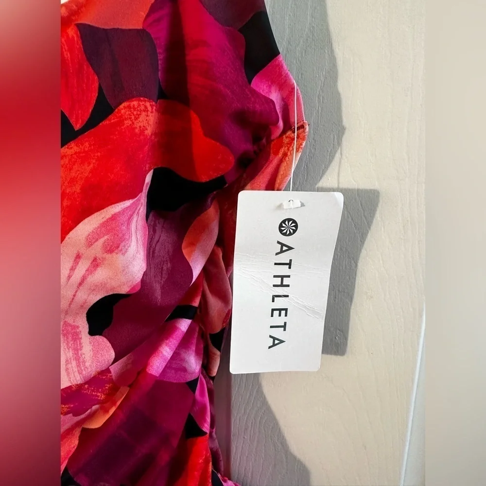 NWT ATHLETA Square Neck Tankini 32 B/C Liana Floral Mauve Swim Top #657740 $84